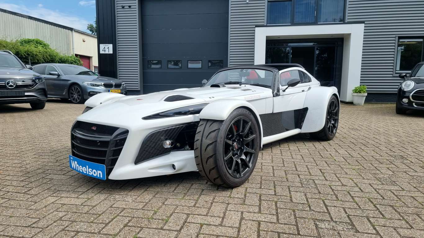 donkervoort-d8-gto-40-2019-1