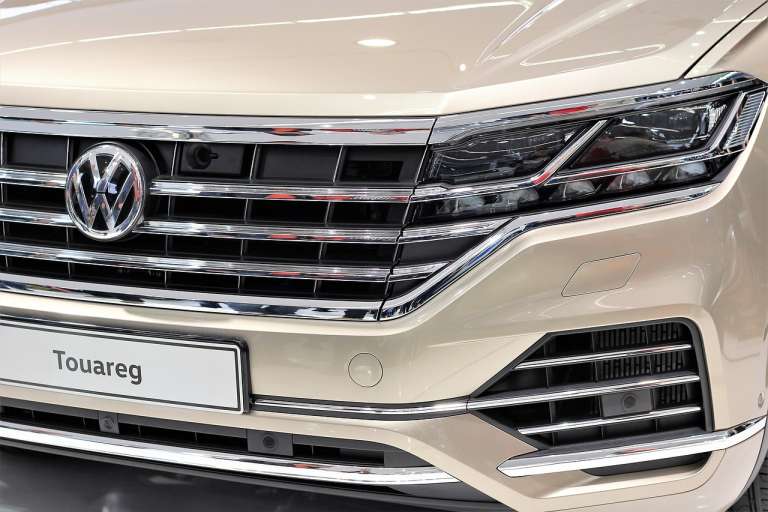 Volkswagen Touareg importeren financial lease