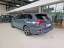 Volkswagen Golf 1.5 eTSI DSG Golf VIII IQ.Drive R-Line Variant