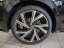 Volkswagen Golf 2.0 TSI Golf VIII R-Line