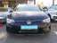 Volkswagen Golf 1.5 eTSI DSG R-Line