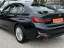 BMW 320 320i Luxury Line Sedan