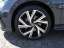 Volkswagen Golf 1.5 eTSI DSG Golf VIII IQ.Drive R-Line