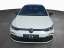 Volkswagen Golf 1.5 eTSI Golf VIII R-Line Style