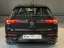 Volkswagen Golf 1.5 eTSI DSG R-Line