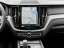 Volvo XC60 AWD Dark Plus