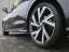 Volkswagen Golf 1.5 eTSI DSG Golf VIII R-Line