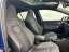 Volkswagen Golf 1.5 eTSI DSG IQ.Drive R-Line